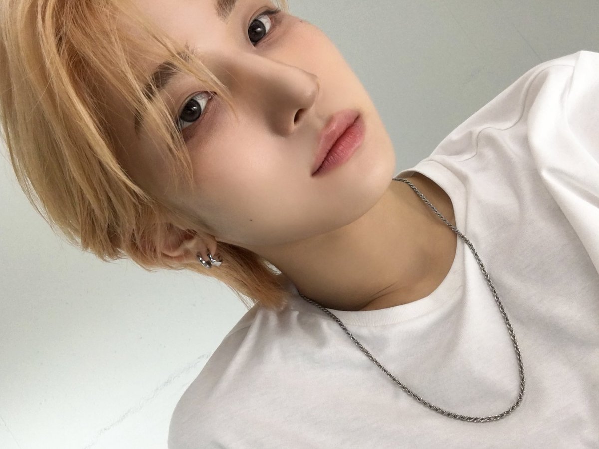 CUBE_NOWZ's tweet photo. 𝖠𝖼𝗁𝗂𝗅𝗅𝖾𝗌

#NOWZ #나우즈 
#연우 #YEONWOO 
#Achilles https://t.co/0T9LHhJtO3