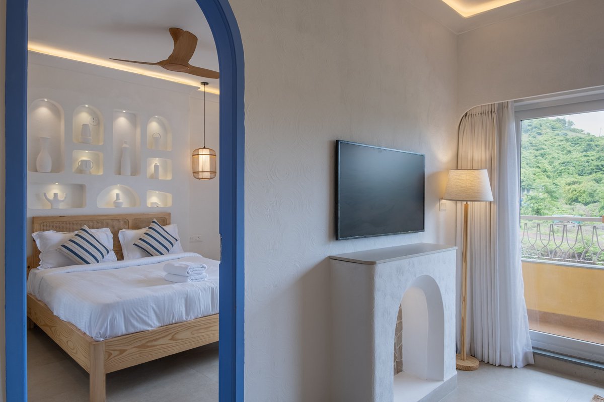 limestays_'s tweet photo. Who needs Greece when Goa looks this good? π¬π·β¨
This Mediterranean inspired stay is all about slow mornings, cozy corners, and vacation mode on.
π© Reservations & Inquiries
Call: +91 78876 58218
#greecevibes #vacation #stayinspo #goa #goastays https://t.co/3BxApafkzT