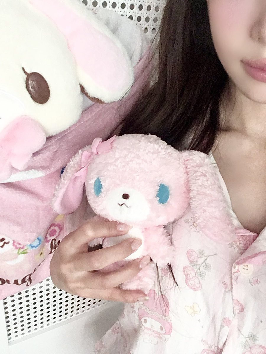 hxxmiso's tweet photo. 🎀 Momousa˚₊✩🌸🍨 https://t.co/HJHQAgRes4