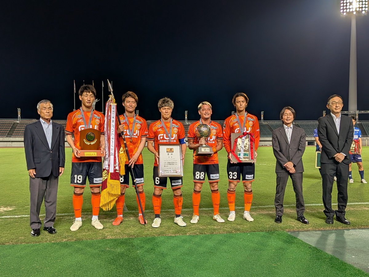 renofayamaguchi's tweet photo. 天皇杯 JFA 第106回 全日本サッカー選手権大会 山口県代表決定戦

勝利！
応援いただいた皆様ありがとうございました！

#renofa #RERISE https://t.co/y2JWGvYNuq