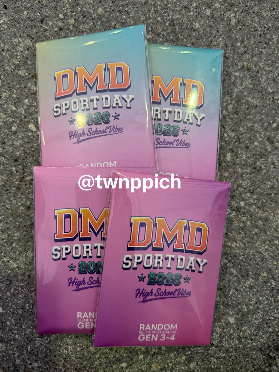 twnppich's tweet photo. ⭐️ มีการ์ดเซลฟี่ เจน 5 ( 2 เซ็ต )  ⭐️ มีการ์ดเซลฟี่ เจน 3–4 ( 2 เซ็ต )

เดี๋ยวเค้าจะทยอยปล่อยนะคะ แต่ยังไม่ปล่อยวันนี้ค่ะ รอติดตามได้เลยนะคะ
#DMDSportsDay26Merch
#DMDCharactersMerch
#กีฬาสีดูมันดิ2026
#domunditv https://t.co/oUd5v0lUZs