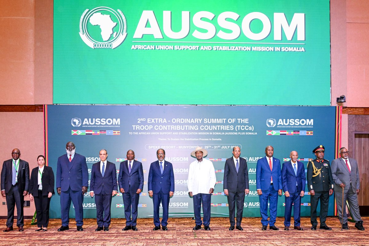 OnyangoEmmason's tweet photo. At Munyonyo, African sovereigns convened.  
Museveni;We’re in Somalia by principle, not borders.  
With Somalia at the vanguard, TCCs vow to pacify Africa and defend independence.  
Africa for Africans. Peace by our own hands. #ONCupdates https://t.co/OtFAjwVOfO