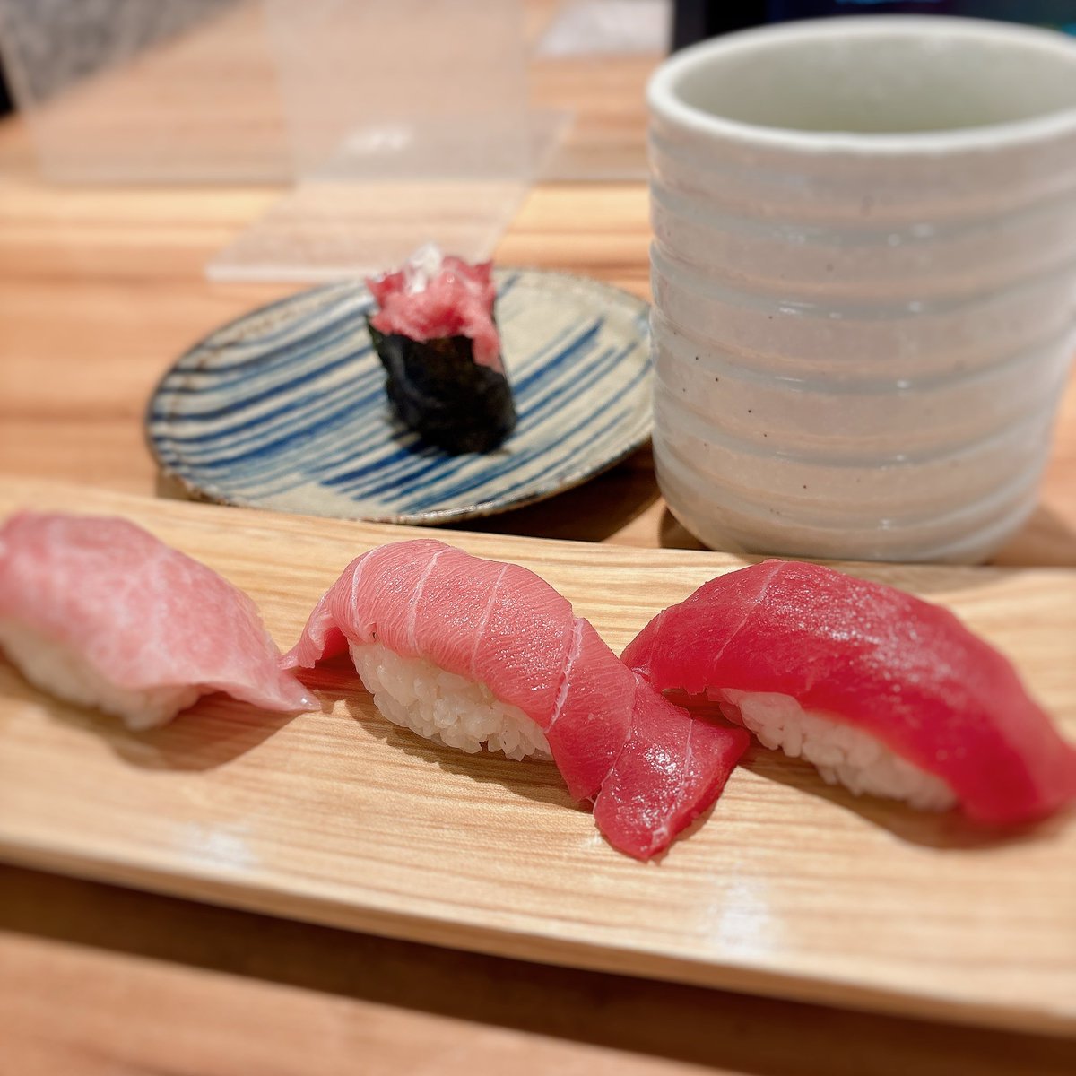 goro_56_56's tweet photo. 🍣美味すぎ https://t.co/dT4ptJtV4V