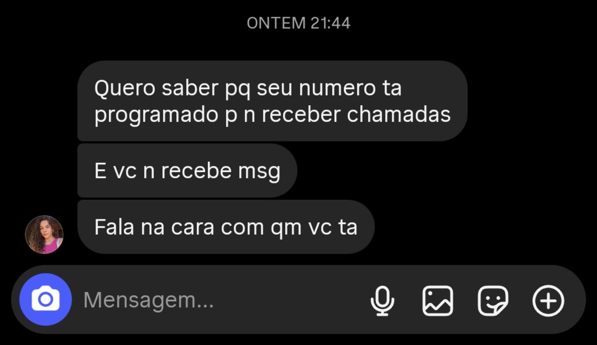 Gbissmo's tweet photo. Esse MACHO perturbando meu juízo https://t.co/vEC7sXoEUW