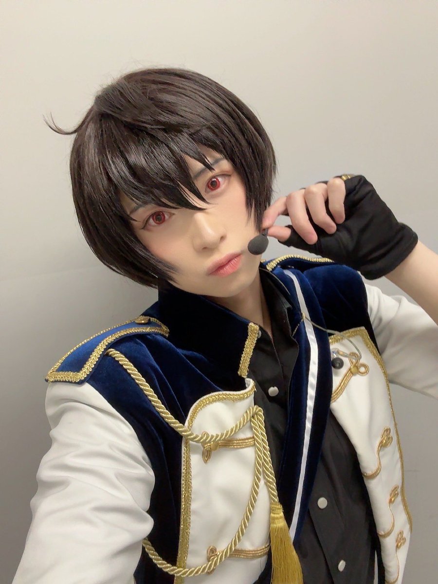 ara_mackey's tweet photo. 『あんさんぶるスターズ！THE STAGE』
-10th Anniversary LIVE-
北九州メッセ初日が無事終了しました！！
共に楽しんでくださった皆様、ありがとうございました✨

Knights⚔️
好き？ https://t.co/gib6Gh7rwm
