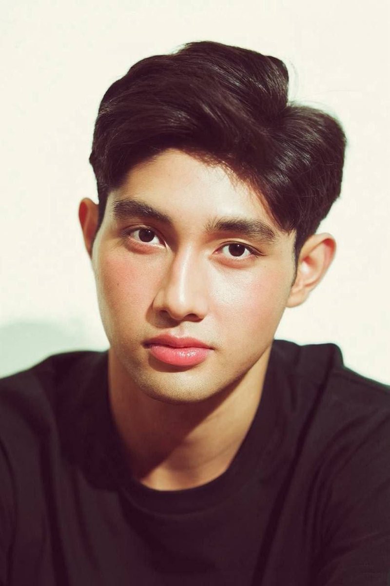 jisuyame's tweet photo. Ang Trending video ni poging Model and Baller, Dash Matthew

Full video here: https://t.co/ZWdMgLwu3D https://t.co/lqM4pG2Rbx