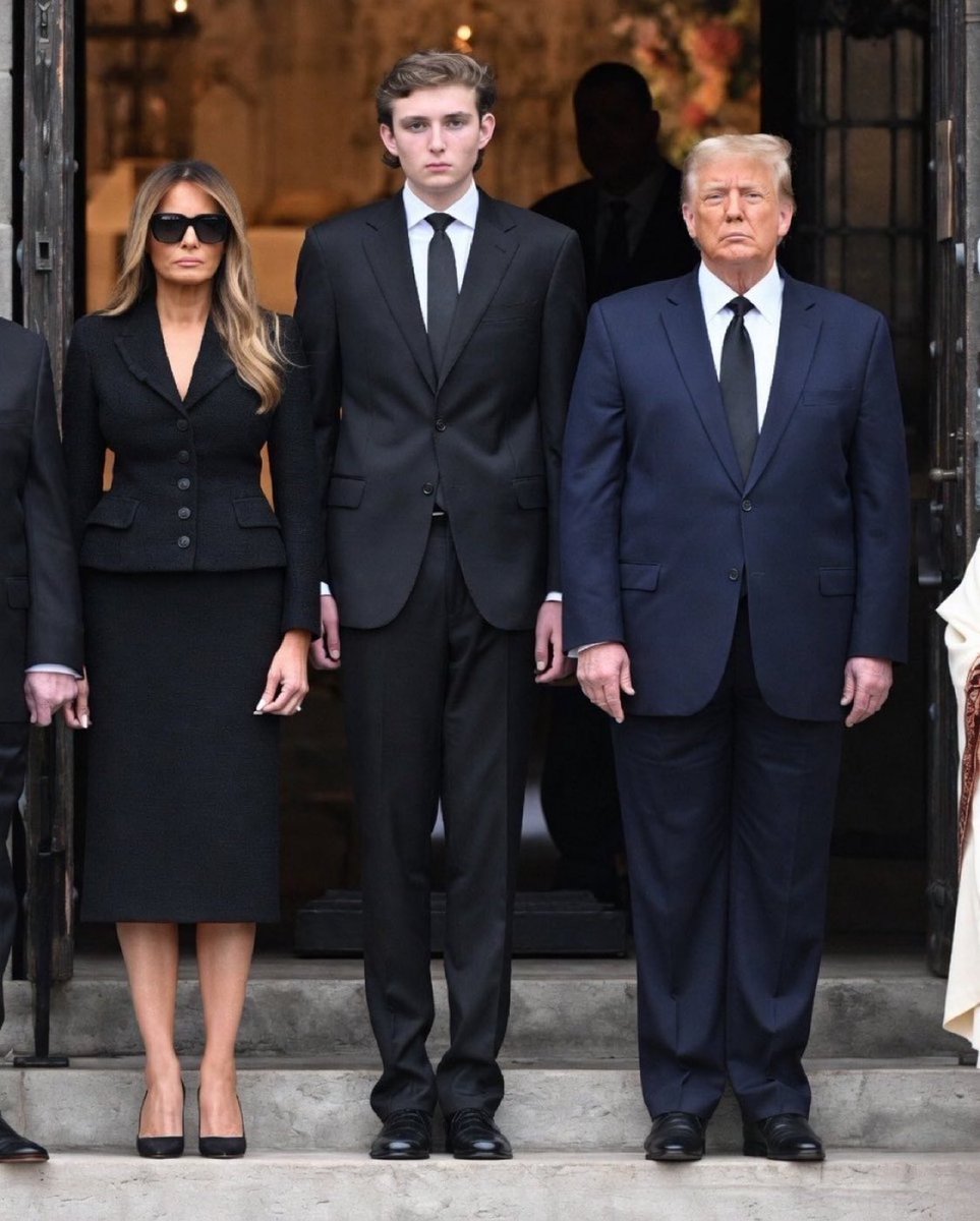 real_accoun12's tweet photo. Simple poll. Please be honest! As of today, how much do you still trust this family?

Α. 100%.    B. 75%     C. 50%

D. 25%       Ε. 0% https://t.co/dkv1GnLS7l
