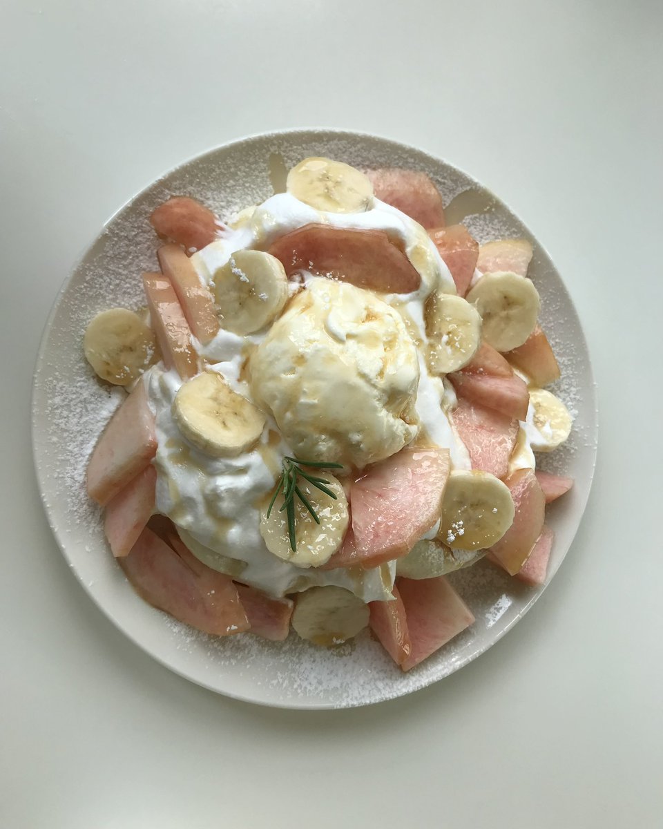 akarihouses's tweet photo. 너무너무 아름다운 복숭아수플레를 머금…
대전 백시트라는 이뿌니 카페에서 https://t.co/KcXywF5Mad