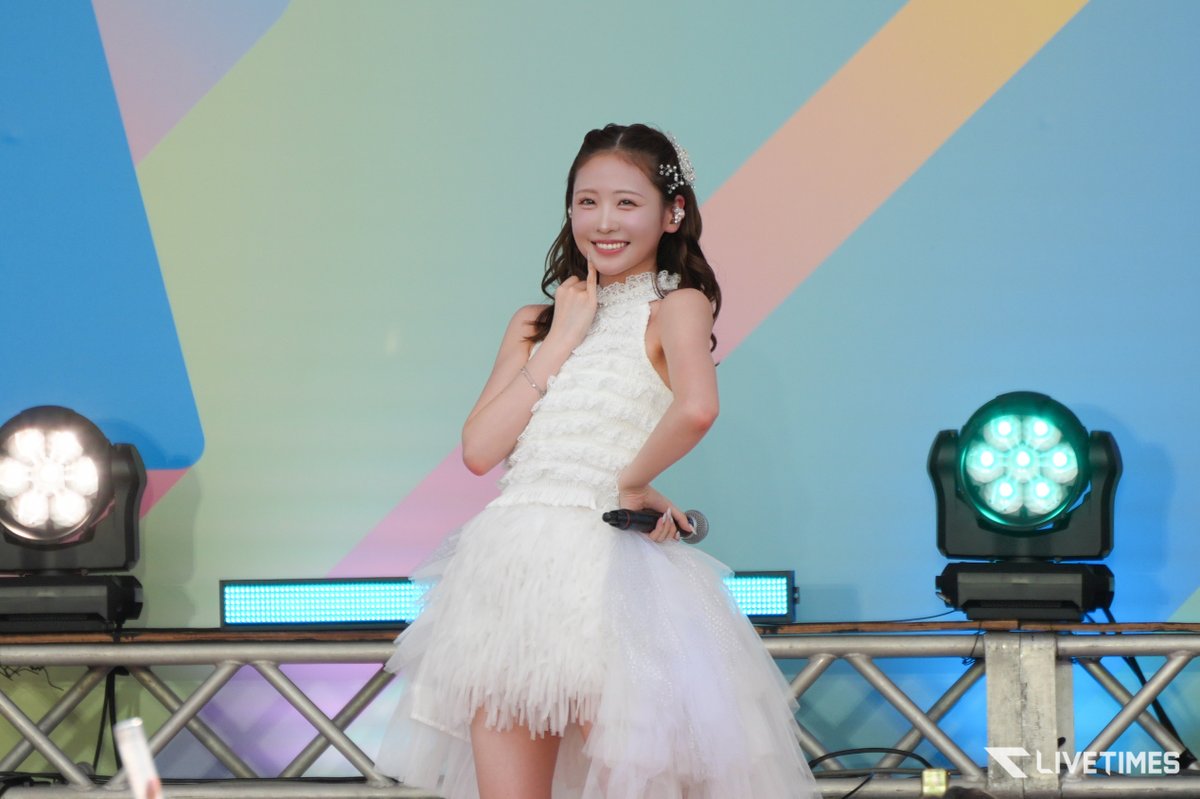 LIVETIMES_ENTA's tweet photo. 櫻井優衣（FRUITS ZIPPER）、アイドルの“聖地”に念願のソロ初登場。「すっごく光栄なこと」【TIF2026】

「#夏いぞん」など 全6曲を披露し、ロングトーンで会場を圧倒🌻

🔻記事・画像はこちら 
https://t.co/3bwwFPgU9j

#櫻井優衣 #ふるっぱー #TIF2026 
@yui_fz0221 https://t.co/REDNf5nrpM