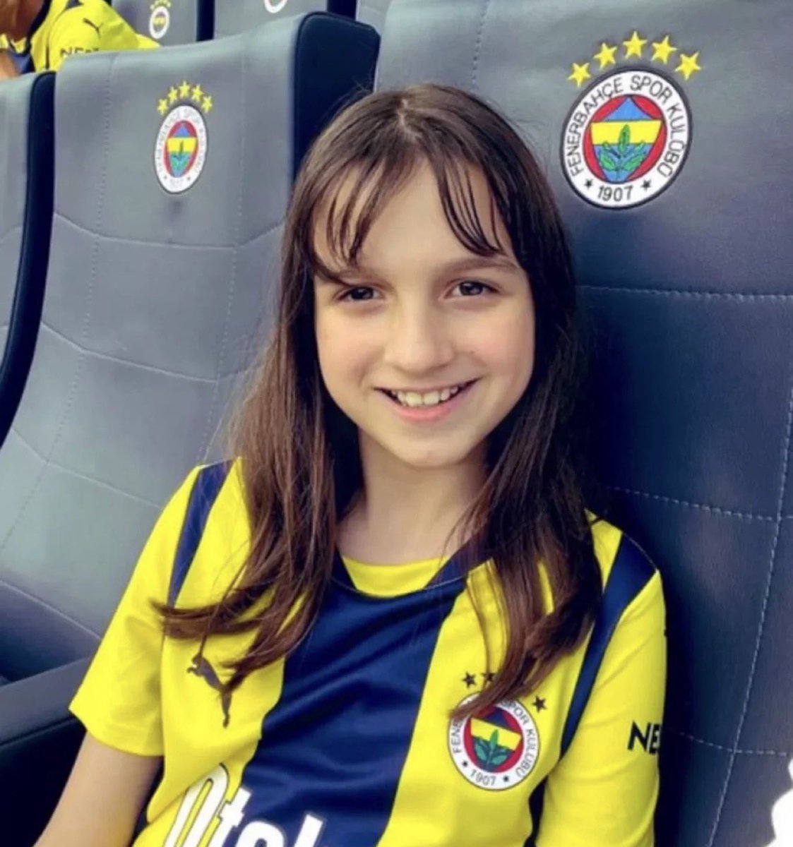 S_HazinogLu's tweet photo. Aziz başkanın kızı bizim manevi kardeşimizdir !!

Ona dil uzatanı affetmeyiz !!

Ona zarar vereni yamulturuz !! https://t.co/57dA90DywR