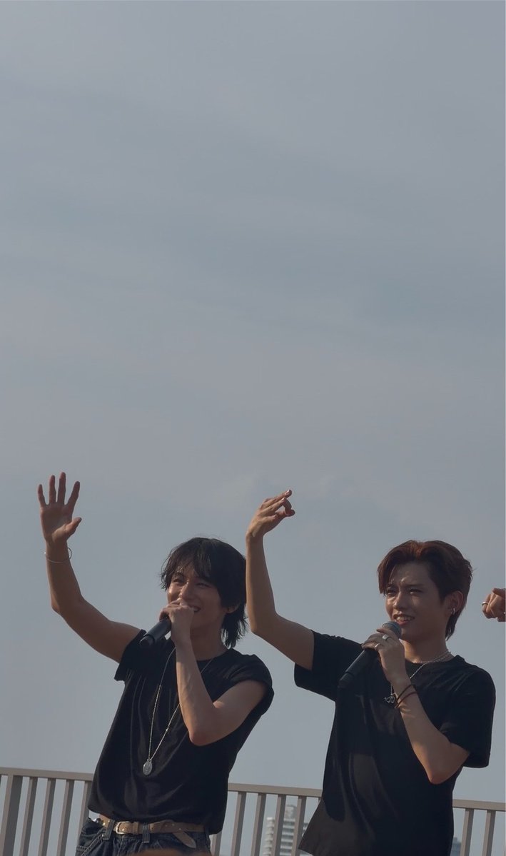 yuna_kenmasa's tweet photo. 横浜リリイベわかる範囲でざっとまとめました☁️
特典会の感じとかは個人の体感なので参考までに☺︎
他何かあればdmでもなんでもください🙆🏻‍♀️
#WILDBLUE https://t.co/wQDYDXryHk