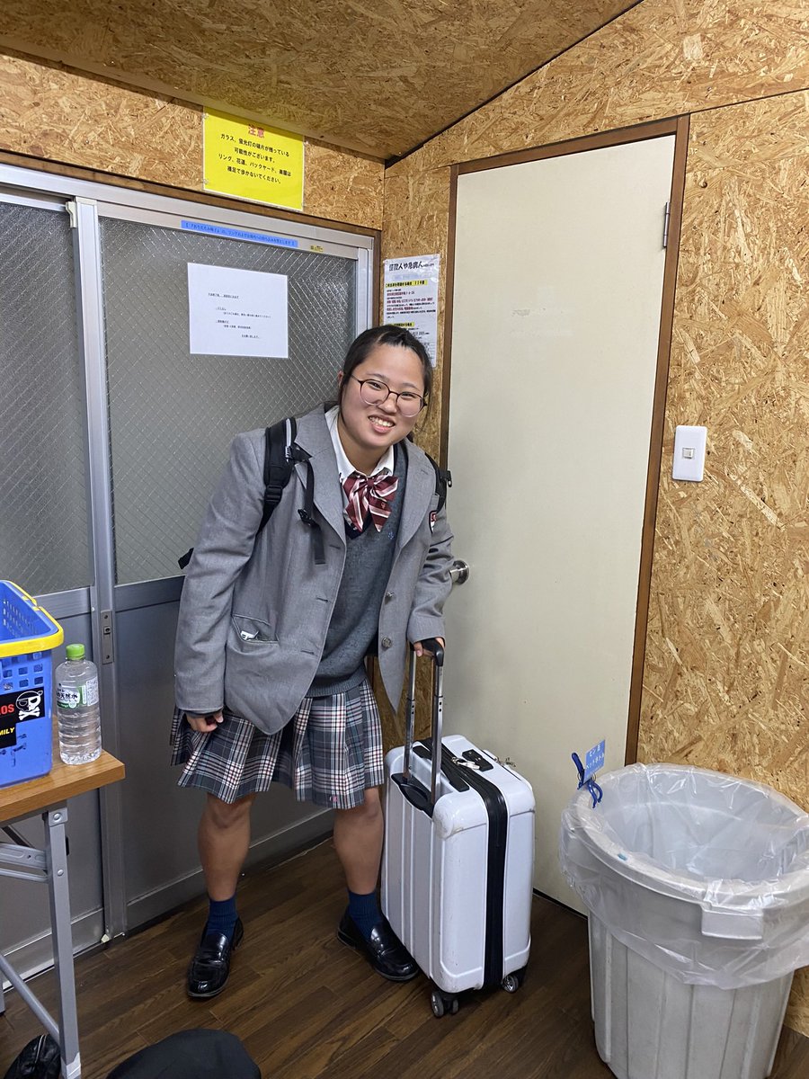 satomurameiko's tweet photo. 写真あった！現役高校生プロレスラー時代の鈴木ユラ選手！
学校帰りに会場来てたね！
#SENJO https://t.co/y6J5XFxIUW