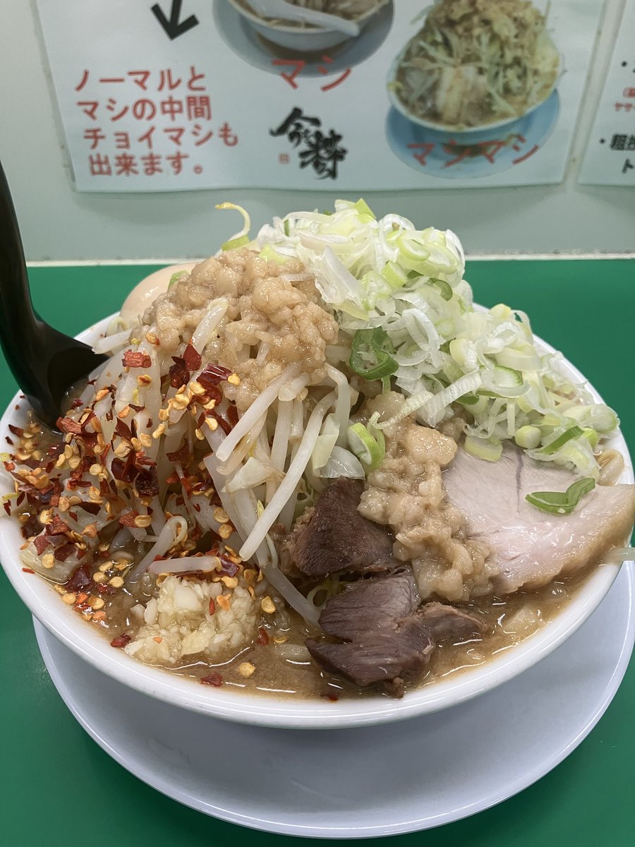 Scave_men's tweet photo. 今を粋ろ系譜
宮城県女川で食べた以来
中太で麺の長さも啜りやすく
共食いできました！🐽
ご馳走さま😋 https://t.co/DmMMURPjl3