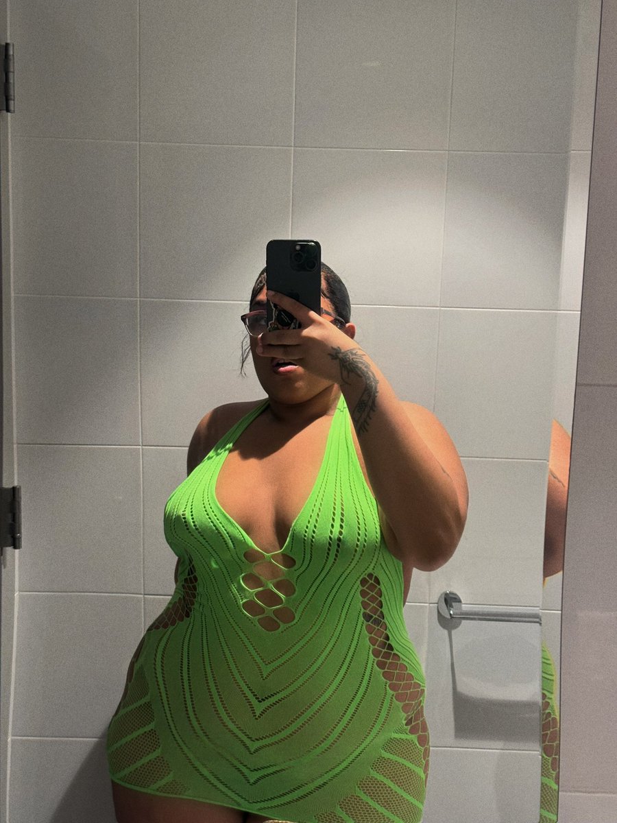 CyberThotttt's tweet photo. Retweet if you love BBWs👀 https://t.co/4PeGUuxnEV