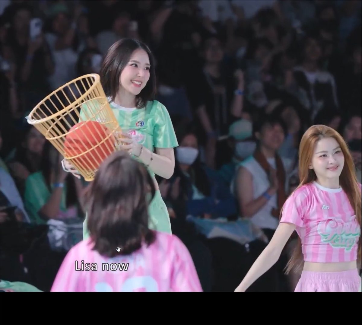 gbbamrubyjane's tweet photo. แชร์บอลครึ่งหลัง แล้วดูกลยุทธ์สีมิ้นนะคะ มีสองตะกร้า แต่ทุกคนพร้อมใจชุ้สใส่แต่ตะกร้าญดาไม่หยุด 🤣🤣🤭🤭🤭🤭 ใครตรายช่างมันค่ะ สีมิ้นชนะก็พอค่ะ 5555555

GIRLS CUP 2026 X YADA

#CH3GirlsCup2026
#ญดานริลญา #yadarilya
#แทนญด��� #TanYada https://t.co/7PQSOtwHBX