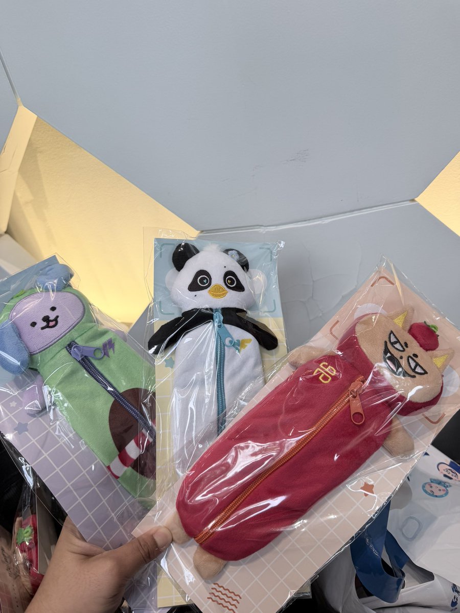 tsicee_ii's tweet photo. ปล่อย 590฿ รวมส่ง ค่าาา 

มีลูน่า เชี่ยน ฟ้อก 

#งานมหกรรมนิยายนานาชาติ2026xForceBook https://t.co/SLgyVavJdi