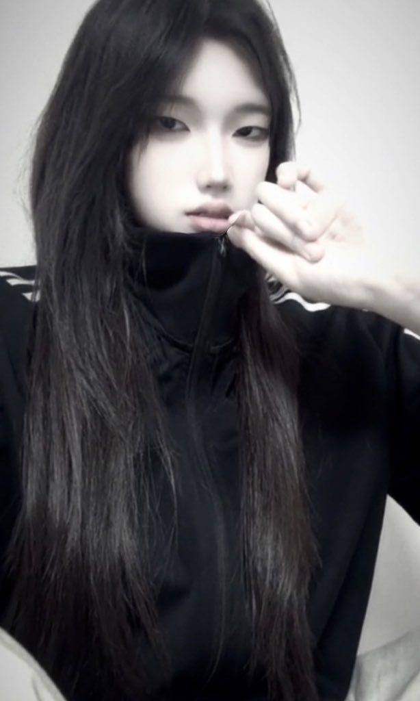 vxzerq's tweet photo. #레친소 #wlw https://t.co/ZkxXNu6JRV