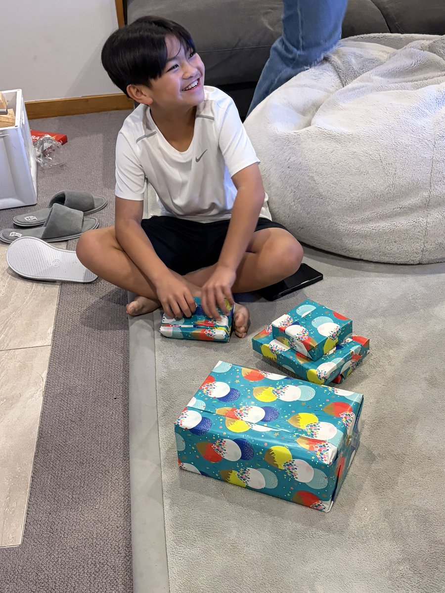leii_soliman's tweet photo. Happy birthday Axl🥳🤍🤏🏻 https://t.co/1xP2gPusMR