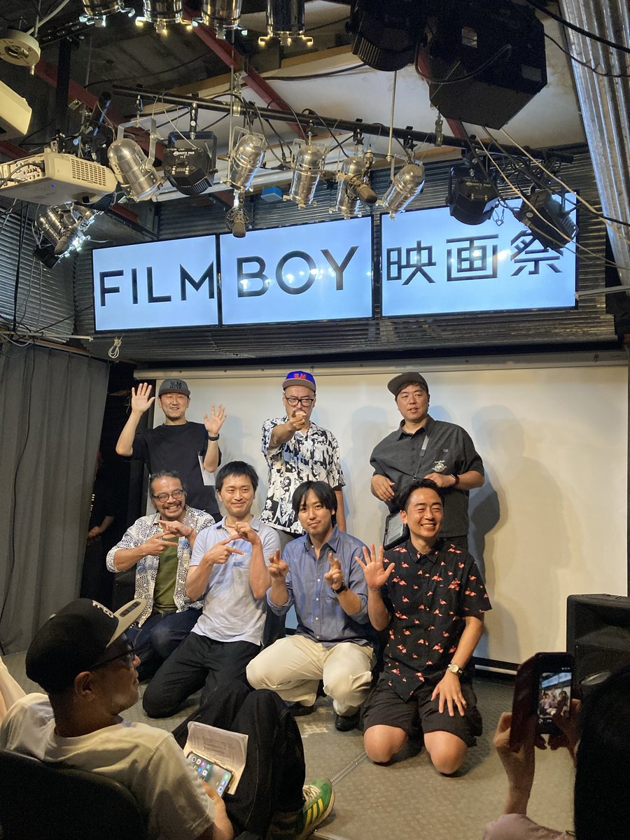 taichil's tweet photo. #FILMBOY映画祭 で短篇「みんな死ね、生きろ」上映でした。13年前に暴れ彷徨いながら吐き出した作品が多種多様なお客さんたちと共に体感できて、太一もっと走れよ！と背中を押されました。ありがとう！

明日映画祭最終日、8/2（日）は14時半〜中野Ｖスタジオで短篇「俺と映画と、ある女」上映！ぜひ！ https://t.co/IuFEPmWaU0