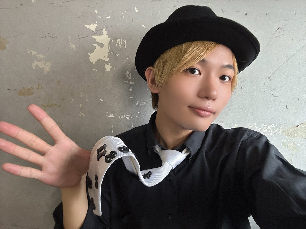 nao_kubodealer's tweet photo. 本日も #アントレ 
ありがとうございました‼️
久しぶりのBチームでしたが、、

凄くいいものをお届けできたかなと思っております！！

明日は千秋楽、、
是非お越しください！！！！
よろしくお願いします🙇‍♀️‼️
 #DGWS https://t.co/ghmiqbChCE