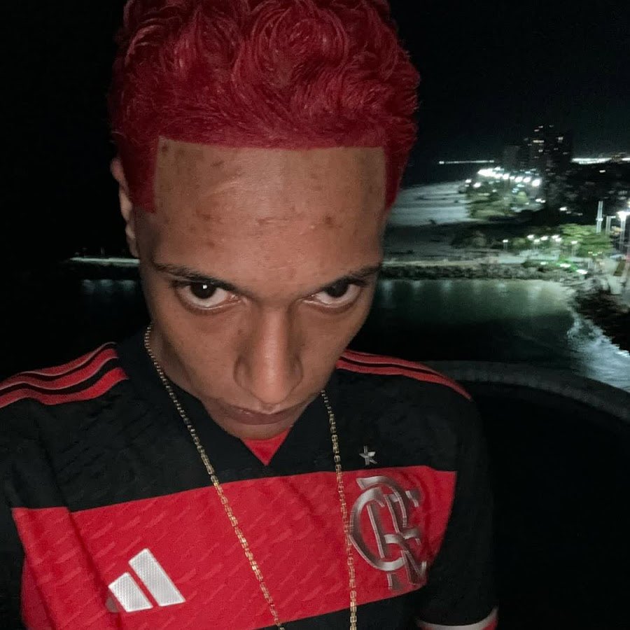 RapMais's tweet photo. 🚨 ORUAM TEM PRISÃO PREVENTIVA REVOGADA APÓS QUASE 6 MESES FORAGIDO

A Justiça do Rio retirou o mandado de prisão contra o rapper, procurado desde fevereiro.

“O CHORO PODE DURAR UMA NOITE, MAS A ALEGRIA VEM PELA MANHÃ”, publicou a mãe do artista ao comemorar a decisão. https://t.co/la0jzgCbFT