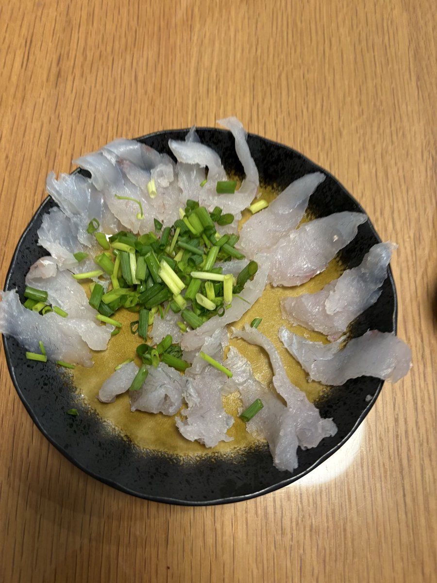 DT0cv's tweet photo. マゴチが釣れたんで初めての刺身に...見た目マジできちゃないけど味、食感はサイコーでした✨️ https://t.co/B9g9NC1vVV