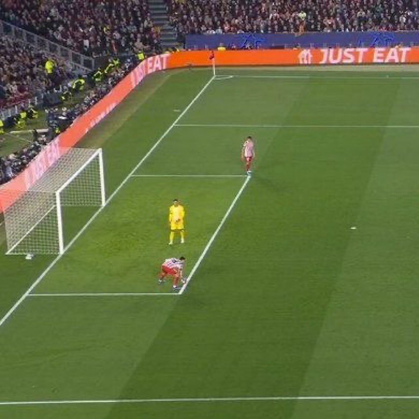 barcaculeinfo's tweet photo. 🚨公式

UEFAは、アトレティコ・マドリードのDFマルク・プビルがCL準決勝バルセロナ戦で手でボールを触ったのはPKだったと認めました。

バルサの主張は正しく、本当ならPKが与えられるべき場面でした。

@La_SER @mundodeportivo https://t.co/gwXdUnjSwp