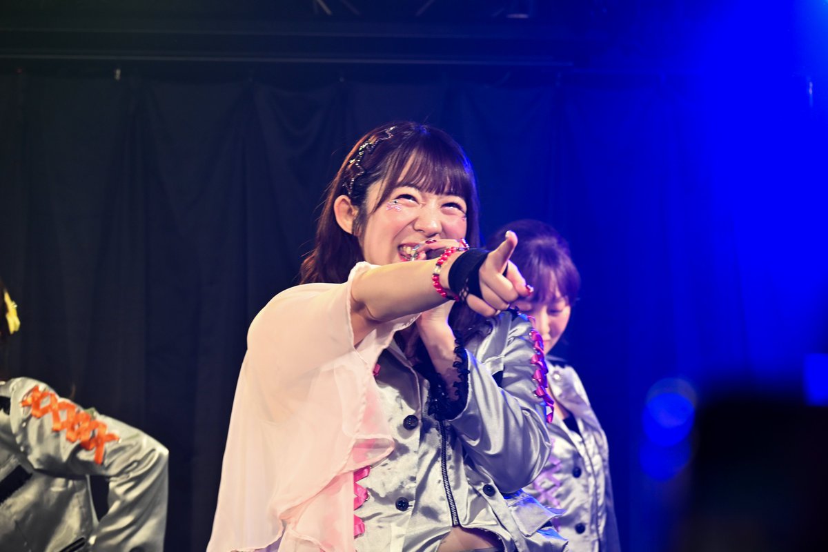 xxkeytyxx655321's tweet photo. CANDYS定期公演Ep:32 めぐみ卒業 - はぴねす SOUL SOUL -
CANDYS 真凜 その1
まさしくめぐみさんの後を継ぐ勢いでしたね。
ステージやMCの魅せ方いいですよね。
これからどんな風な立ち位置になっていくのか
楽し���ですよね。
#真凜
#札幌candys
#spaceartstudio https://t.co/n3P83CTxLs