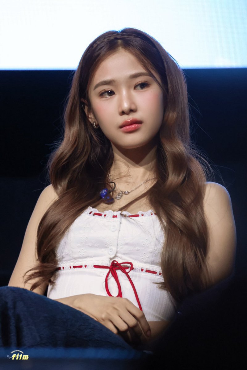 365_nf's tweet photo. หน้าตาน่ารักจิ้มลิ้มมาก🥺🥺🥺 https://t.co/iPLKH49vKu