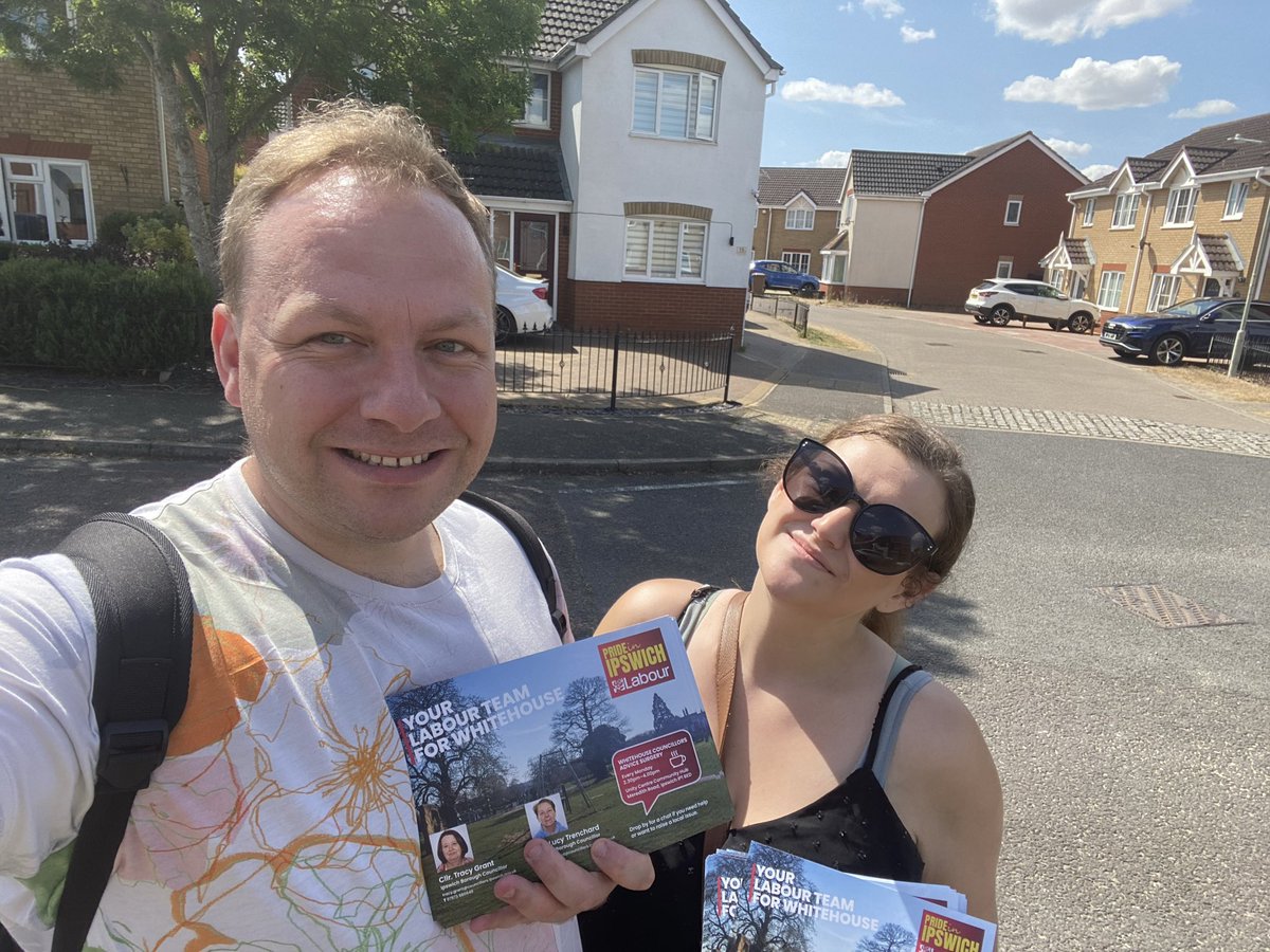 owenb1991's tweet photo. Lovely warm day to be out on the doorstep in Whitehouse ward! Residents appreciating the pride in place fund from this Labour govt and good reception for new prime minister Andy Burnham #labourdoorstep #ipswich https://t.co/4qF2LRWFMh