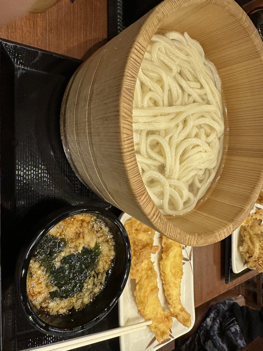 kouya118's tweet photo. うどんなのよ https://t.co/4oadvAKdTy