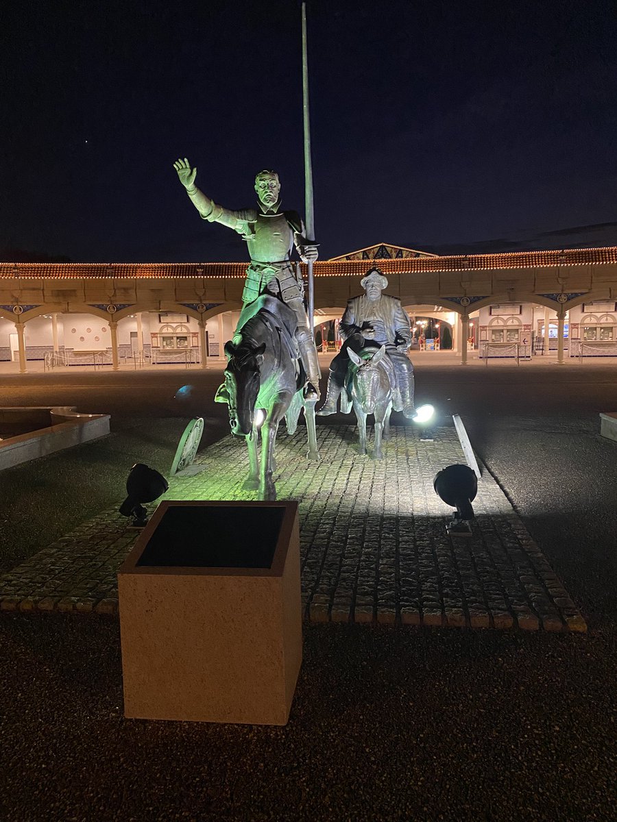 32155goEup's tweet photo. 志摩スペイン村めちゃめちゃ良い！
サービスに対して客が少なすぎる！！
もったいね〜〜〜！！！ https://t.co/q82DBFgn8h