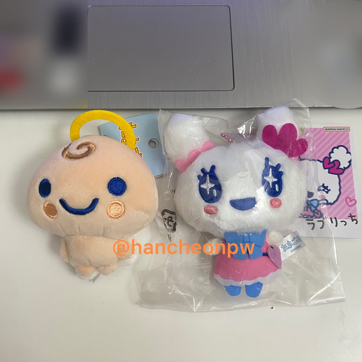 hancheonpw's tweet photo. พกจ.Tamagotchi : ใหม่ ยังไม่แกะป้ายใดๆ

- kuriten /Angel ⭐️ 330.-
- lovelitchi 💞380.-

ราคารวมส่งลทบ./ EMS+20 
สนใจสอบถามขอดูรูปภาพเพิ่มเติมได้นะคะ
 #ตลาดนัดtamagotchi #ตลาดนัดriize https://t.co/XwfeAC6zRU