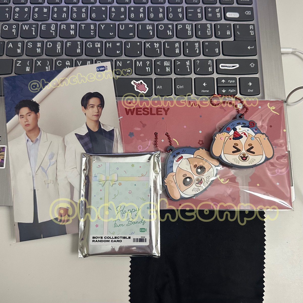 hancheonpw's tweet photo. ส่งต่อ ❤️💙 key top cover cap set - wesley** + set การ์ด(เปิดแล้ว)+โปสการ์ดวินนี่สตางค์ 

🚛 300.- รวมส่ง

** key top cover cap ไม่ได้การ์ด ตัวนึงเคยใช้แล้ว อีกตัวไม่เคยใช้ค่ะ สนใจสอบถามเพิ่มเติมได้นะคะ 🙏🏻  #ตลาดนัดgmmtv https://t.co/zi3aVeawa4