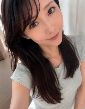 Hea14984's tweet photo. 緊急です⚠️
✉️で直接お話できる人いませんか？😣💦

ここではちょっと言いにくいことで…
DMで話せる人がいたらメッセージしてきてください🙇🏻‍♀️
待ってますねっ… https://t.co/iBFbucwAdO