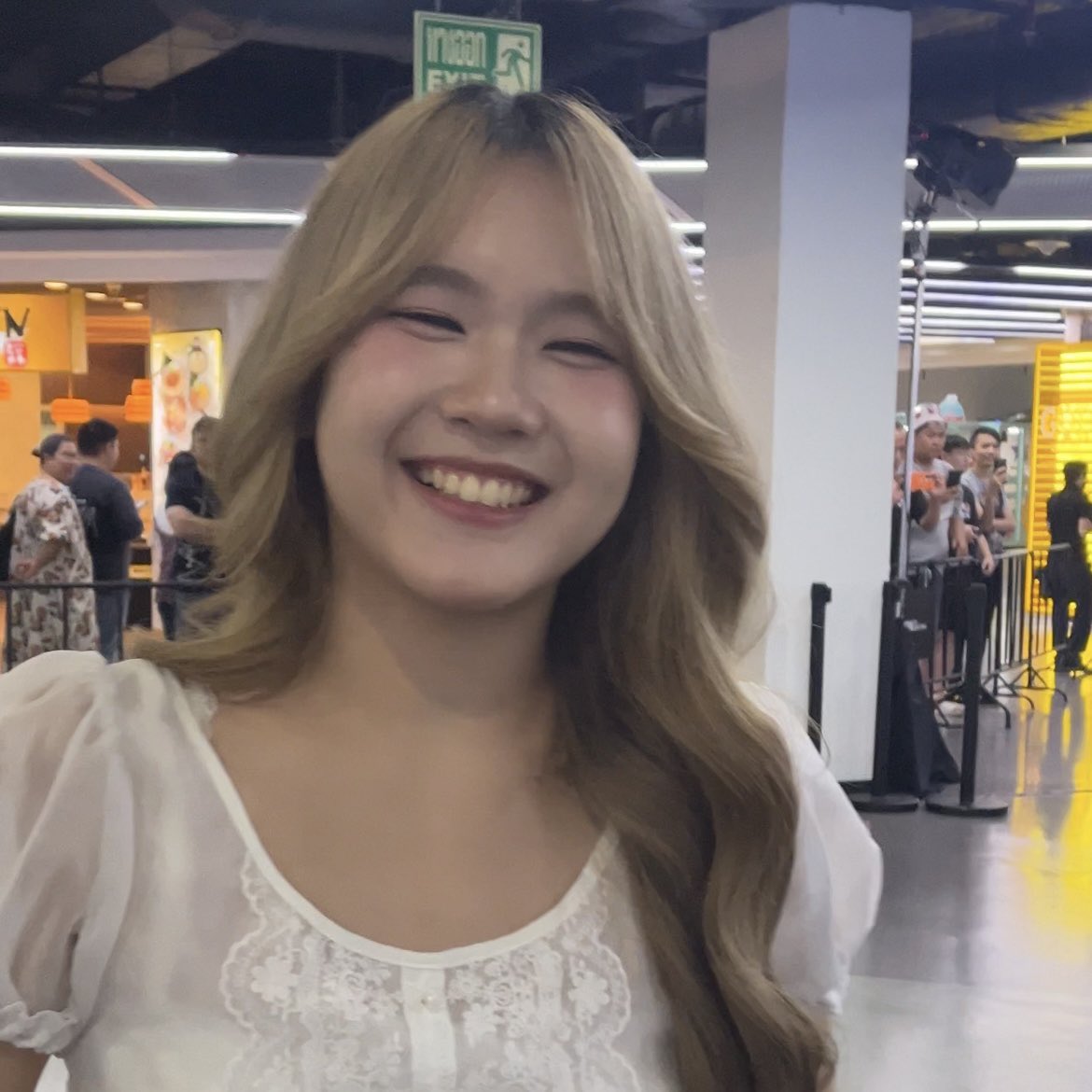 N_LNM08's tweet photo. ยิ้มแป้นเลยหมวย 😼 https://t.co/vObHW4VN1l