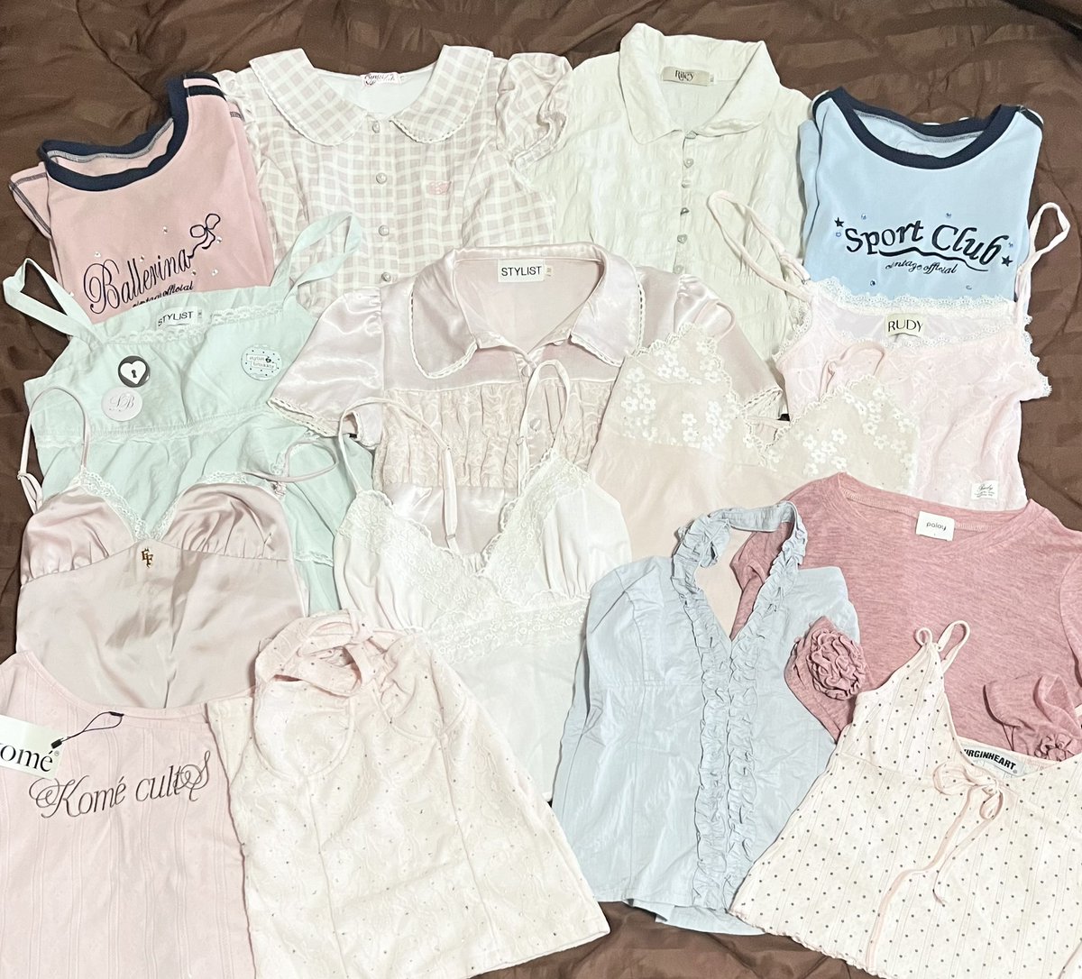 iimmykx's tweet photo. ୧🐻‍❄️ กลับมาแล้วค่าา ส่งต่อเสื้อผ้ามือ1/2 💌🪽

🫧 ส่วนใหญ่ไม่เกิน80 มีเยอะกว่าในรูปเยอะมากก🦭

ค่าส่ง1-3 ตัว45/เหมาส่ง55
รีปักลด5฿

🩰 ลงพรุ่งนี้ 02/07 ( 20.30 น. )🩰

#ส่งต่อเสื้อผ้า #ส่งต่อเสื้อผ้ามือสอง #เสื้อผ้ามือสอง #โล๊ะตู้เสื้อผ้า #ส่งต่อfeelfree #ส่งต่อcintage #ส่งต่อduex https://t.co/a5pE0yqR1n