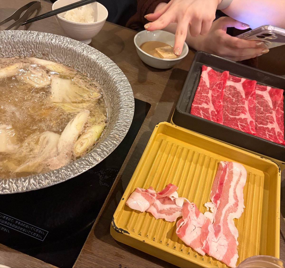 Akitsu_1125's tweet photo. その後は渋谷ないんるーむやって来た！
9部屋目直前で時間切れでした悔しいね
しゃぶしゃぶも食べれて楽しかった🐖🐄 https://t.co/poTPrvxc0l