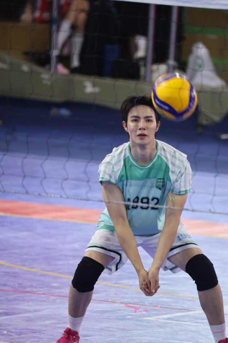 ssjj_hhgg's tweet photo. ขยับตัวเยอะสุด ๆ ละ คุณพี่นักกีฬาสุดหล่อ เล่นมันทุกอย่าง รักแรกของทุกคนวัยมัธยม ตัวท็อปโรงเรียนอ่ะ https://t.co/JyO7AwKhUN