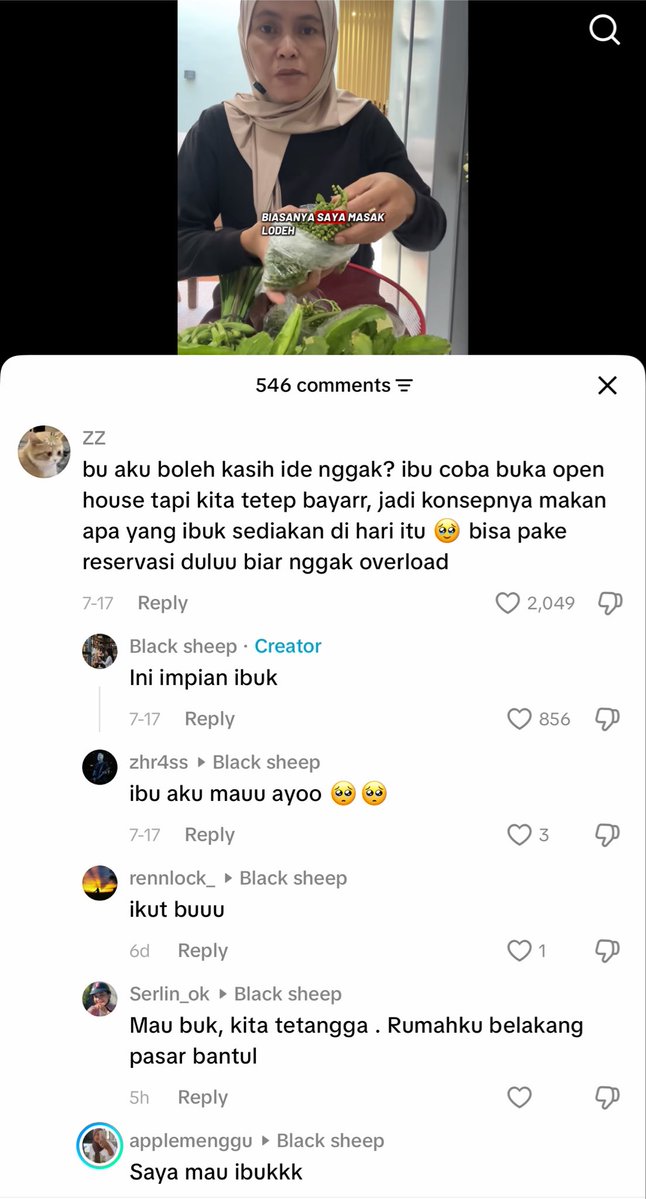 liogtttscrp's tweet photo. bahkan sampe ada yang bikin list menu nya loh guys, terus ada yang rekomendasi komen gini, sebagai orang Jogja pingin banget ikotttt plissss, next semoga bisa dijual di onlinefood. soalnya sleman-bantul jauh muehhehheh😭😭😭🙏🏻 https://t.co/uDR5UdBiym