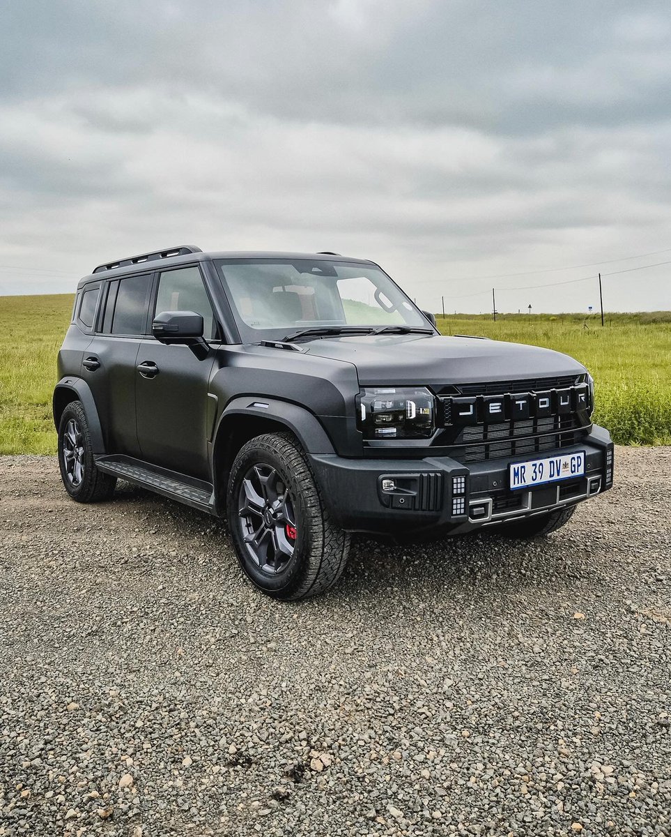 24hoursWithKari's tweet photo. The Chinese are cooking for real 🙏

2026 Jetour T2

2.0T Odyssey XWD, you are looking to spend around R600 000 for this masterpiece, giving you 180kw of power

#jetour #cars #chinesecars #newbrand #motoring #JetourT2 #jetourdriveyourfuture @Jetour_SA https://t.co/5l3br5eDgU