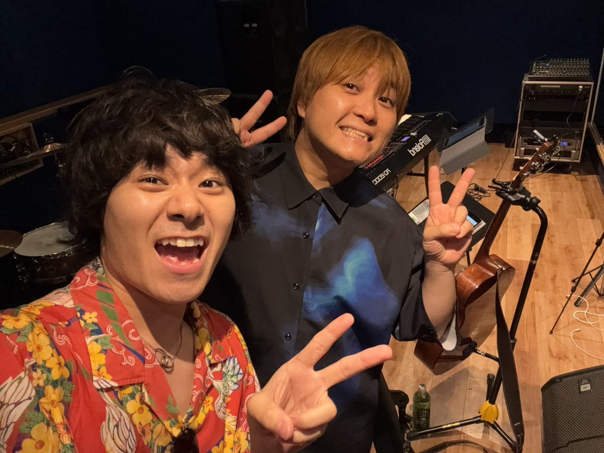 maigo0811's tweet photo. 今から誠さんと配信だよ！ https://t.co/tH8Xvd6Kb0