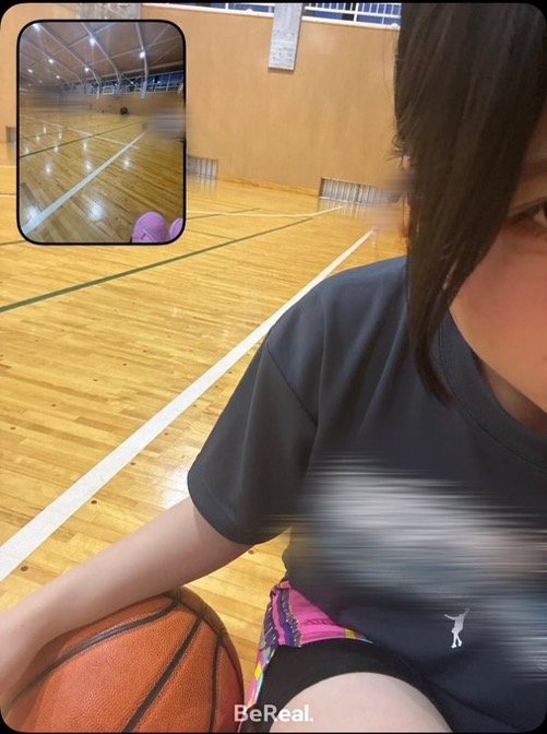 mustafaklc02's tweet photo. コメント欄にバスケ部のπあるけどブロックしないでね？？w https://t.co/fRjDcEGnco