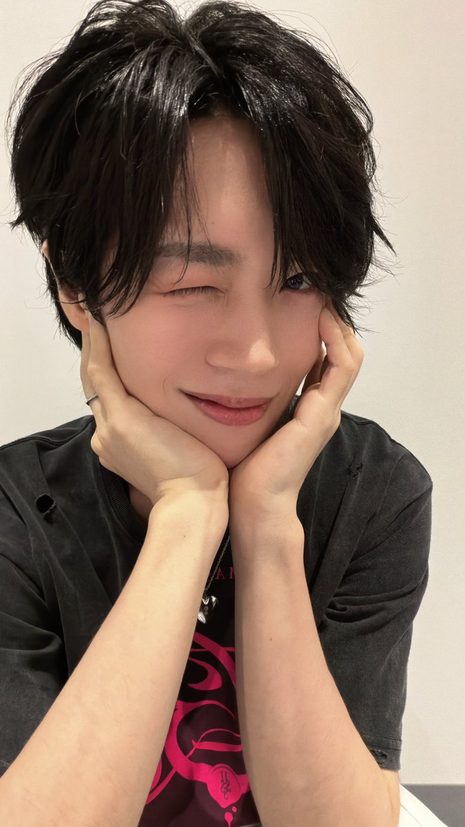 sakatansab's tweet photo. くらえー😉✨ https://t.co/GEvhGGUzBk