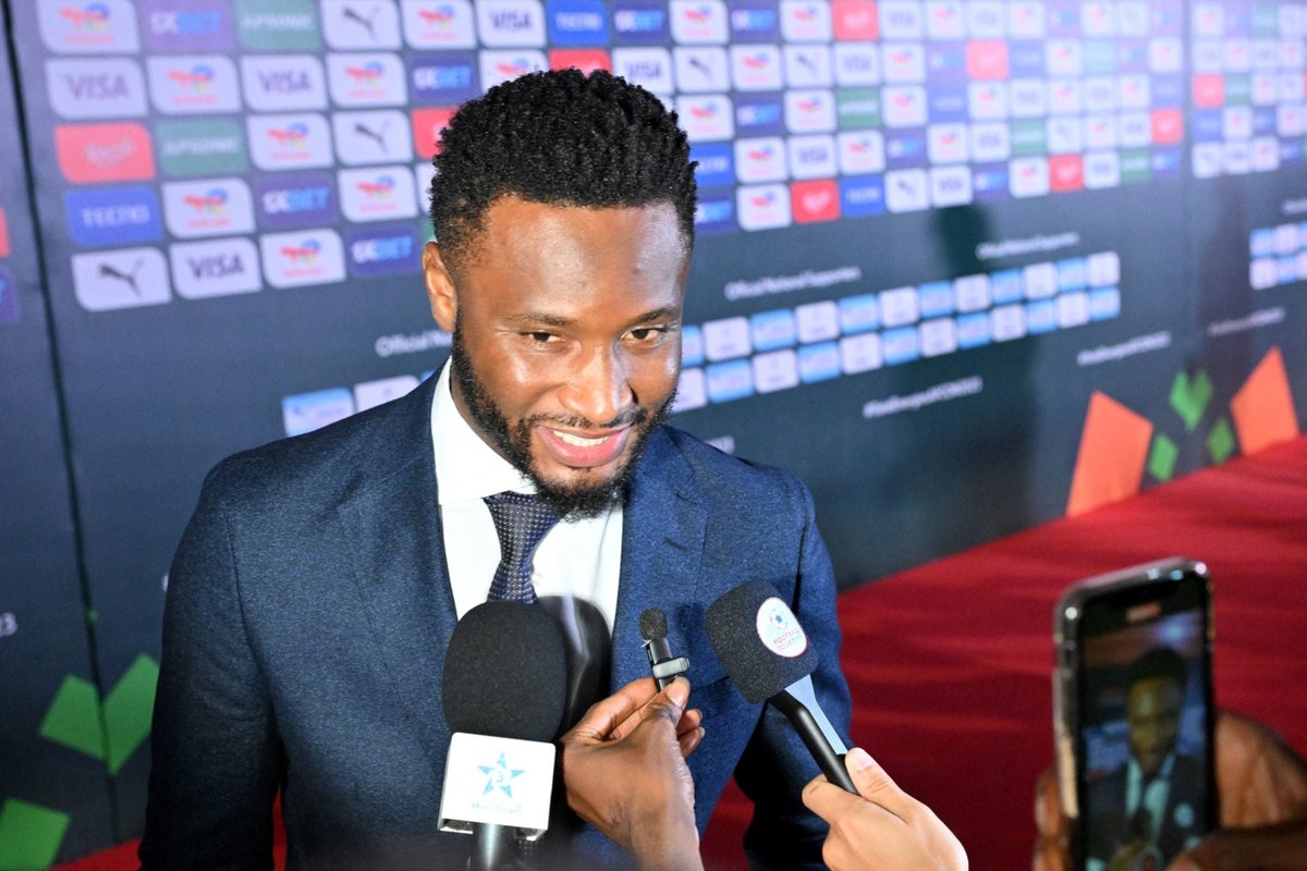 SirmuelBlue's tweet photo. 🚨🔵 John Obi Mikel:

🗣️: Forget the loss. From the first minute, you could see the idea, the intent of Xabi and how he wants the players to play.

The pressing was superb, although there were moments of lapses from the midfield and the defence is still a little bit shaky, which means the players are still adapting to his style.

Estavao'w goal in the first half comes from him as an inside forward, allowing Palestra to roam wide on the right and Gittens on the other side stretching the left wing.

Alonso is definitely going to do a great job and when the squad is fully settled, with all the transfers done and senior players present, we can expect to be entertained and get the results in.
