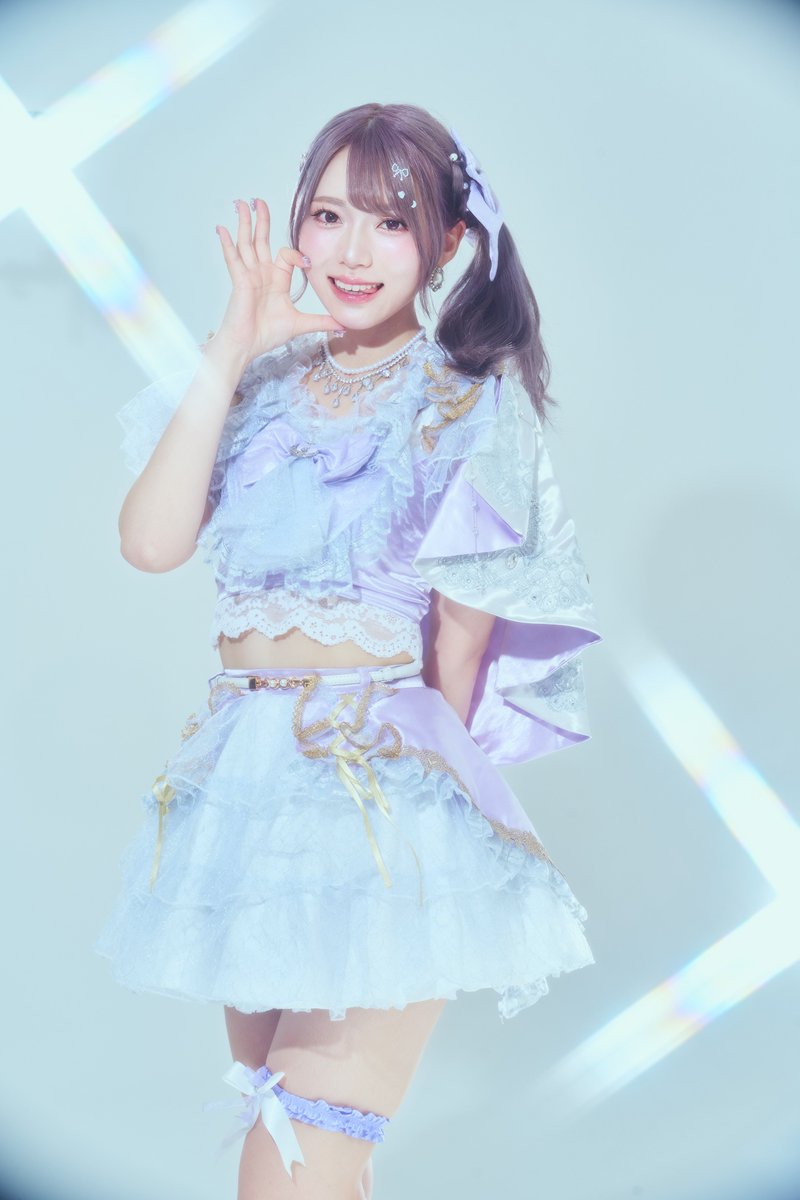 star_droptune's tweet photo. 彗星♩dropTune゜
✨新体制メンバー3人目✨

· · ───── ·✧· ───── · ·

💜藤咲かれん（@karen_droptune）
👾担当カラー︰ミラパープル
💜ひと言︰見た目とのギャップに沼ってみーひん？♡

· · ───── ·✧· ───── · ·

8/8（土）渋谷eggmanプレデビューライブ https://t.co/Q8WXuxyxWa