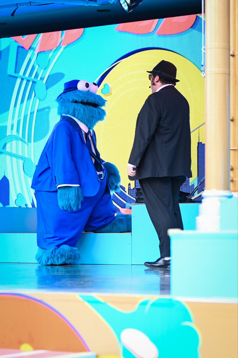 mi__11_usj's tweet photo. かっこいい2人😎

#USJファン https://t.co/AACIio3TQP