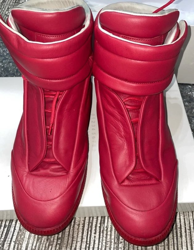 FLYGERIANrn2's tweet photo. I’d style this fit with red margiela futures
What do you think 🤔
#allavailable https://t.co/6amf4uBDTn