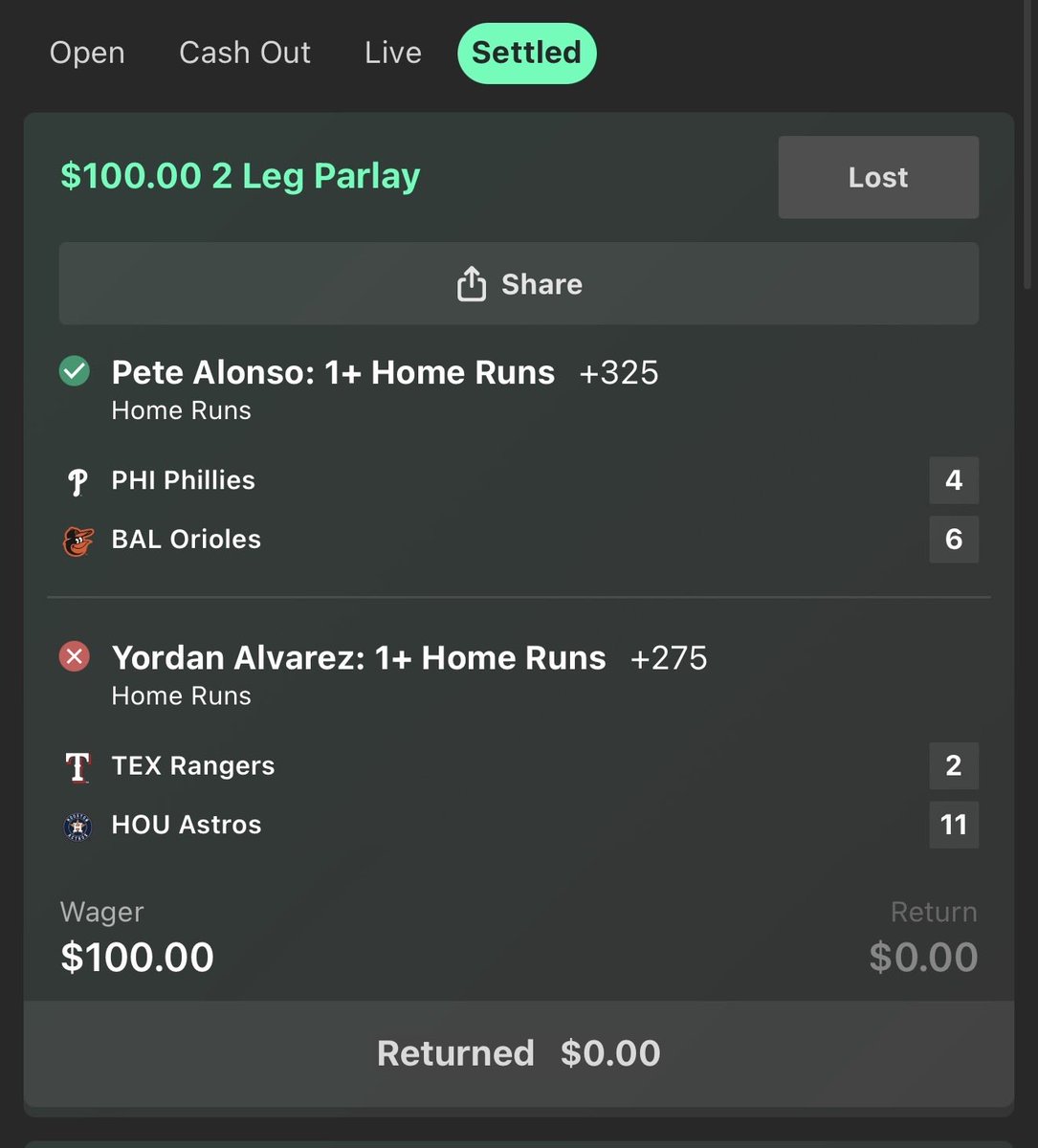 blakie2x's tweet photo. Last night sucked.. 1/2 on all 3 plays smh https://t.co/aMyEM64ZUG