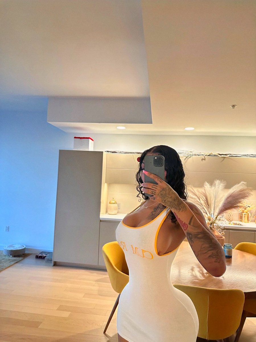 Adrienne tweet media
